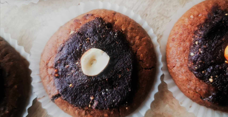 Mini  Muffins à la poudre de cacao cru & noisettes